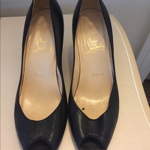 Classic black Christian Louboutin peep toe pumps - Picture 2 of 8
